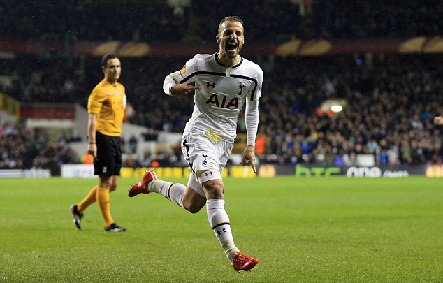 每体列足坛十大奇葩条款：博格坎普拒坐飞机；内马尔微笑条款（每体盘点足坛十大离谱合同：博格坎普拒乘飞机，内马尔微笑条款上榜）