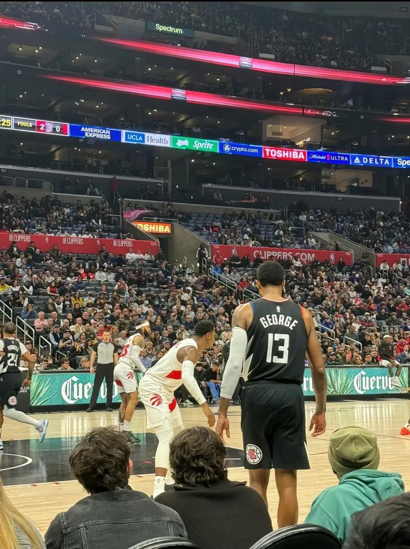 拉米罗：希望和球迷们携手走过低谷；吴少聪发烧需几天恢复（拉米罗盼与球迷共渡低谷，吴少聪发烧预计数日康复）