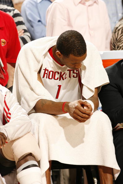 美因茨后卫科尔德甲生涯第9次染红，成德甲历史染红最多球员（美因茨后卫科尔生涯第9张德甲红牌，登上德甲历史红牌榜首）