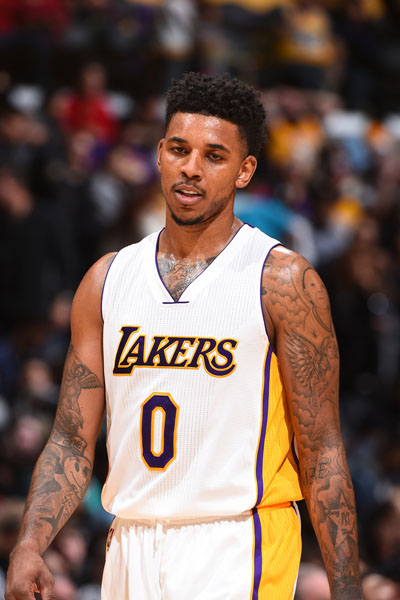 挪威后卫：中场休息时哈兰德让我们多传中，最后奏效了（挪威后卫透露：半场时哈兰德要求加强传中，最终起效）