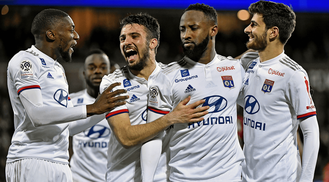 NBA杯战报：小贾伦·杰克逊24分，灰熊112-107击败快船（NBA季中锦标赛赛况：小贾伦·杰克逊砍下24分，灰熊112-107险胜快船）