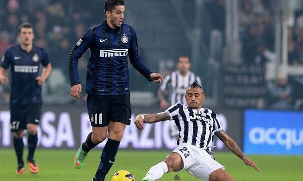 请不要在文艺演出中插播世界杯抽签（文艺演出请勿穿插世界杯抽签）