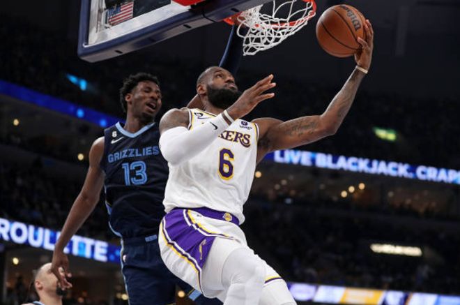 卡罗：若阿隆索报价维尔茨会去，但阿隆索在皇马影响没那么大（卡罗：若阿隆索发出邀请维尔茨会加盟，但其在皇马影响力有限）