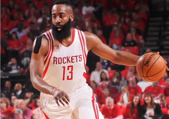 意甲第13轮纪律报告：阿莱格里对裁判出言不逊染红被停赛一场（意甲第13轮纪律通报：阿莱格里因对裁判出言不逊被红牌罚下，停赛一场）